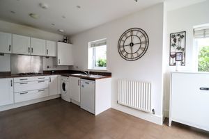 Kitchen/Diner- click for photo gallery